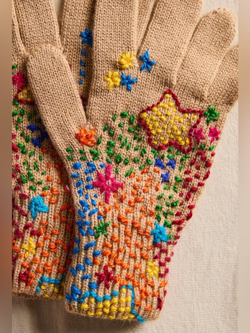 NWOT- Free People De Sienna Embroidered Gloves